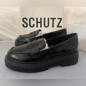 Schutz Black loafers, size 9.5 NWT